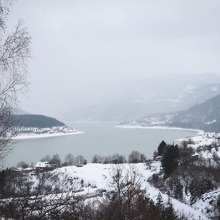 Vila Nemir Zavojsko Jezero Pirot Eksteriør billede