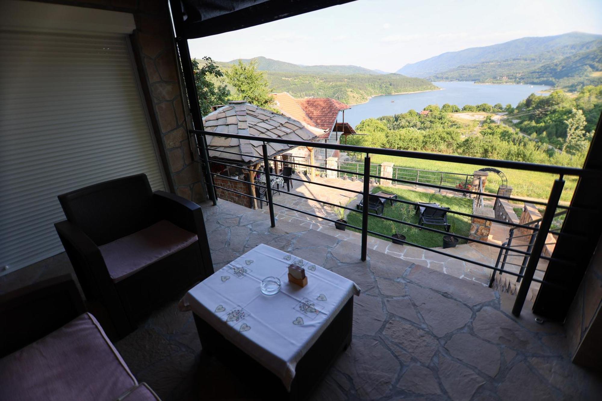 Vila Nemir Zavojsko Jezero Pirot Værelse billede